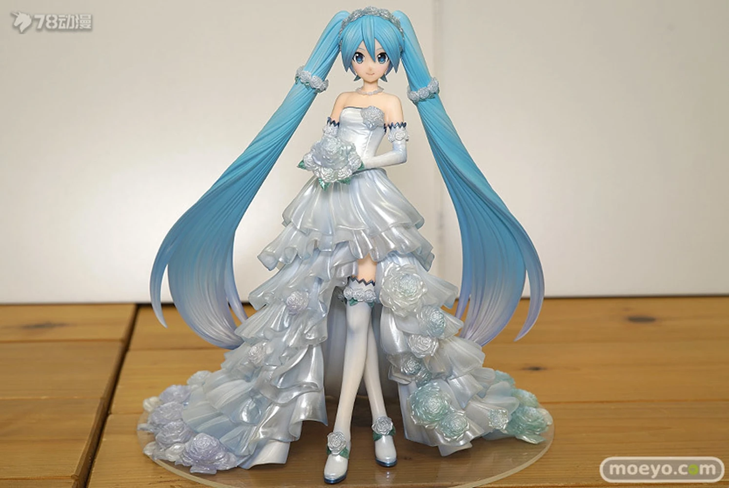 20CM Anime Hatsune Miku Figure 1/7 Wedding Dress Ver Flower Wedding Model Toy Gift Collection Action Figure PVC - Image 4