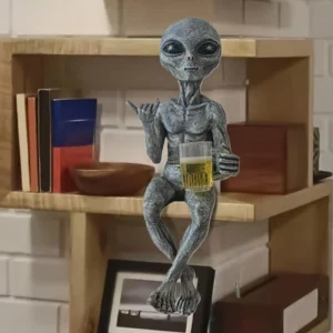 Alien Statue Beer Drinking Alien Sculpture Resin Novelty Collectibles Funny Desktop Decoration For Adults Desk Bedroom Garden