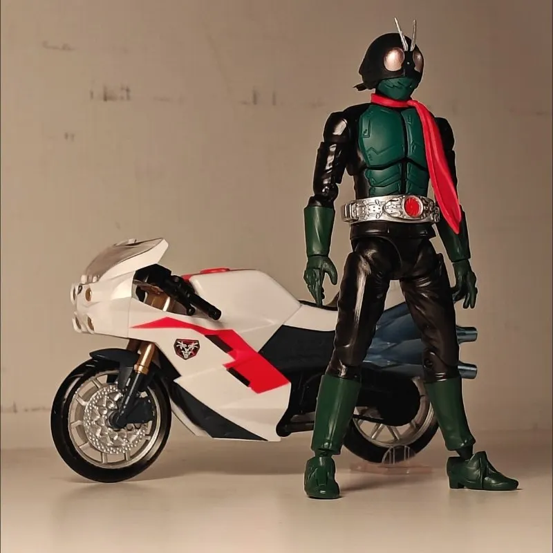 Bandai Kamen Rider New No.1 - with Cyclone Motorcycle & Coat Action Figure — view 4
