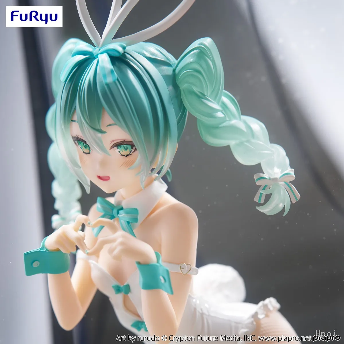 FuRyu BiCute Bunnies Hatsune Miku -Rurudo White Ver.- PVC 27CM Anime Model Action Figure — view 5