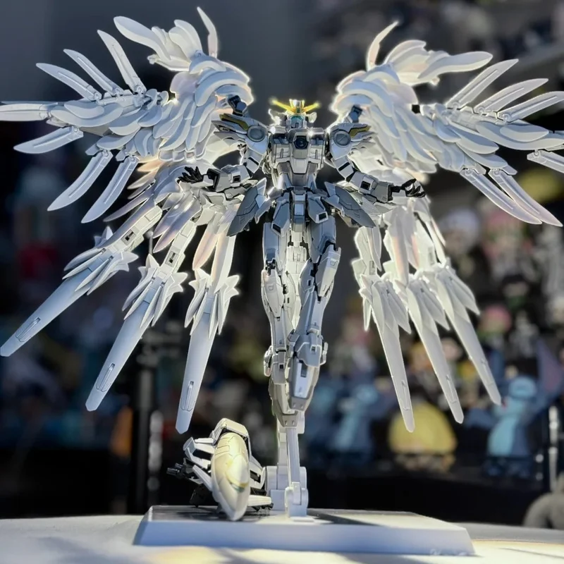 Daban MG 1/100 Snow White Prelude Wing Gundam Model Kit