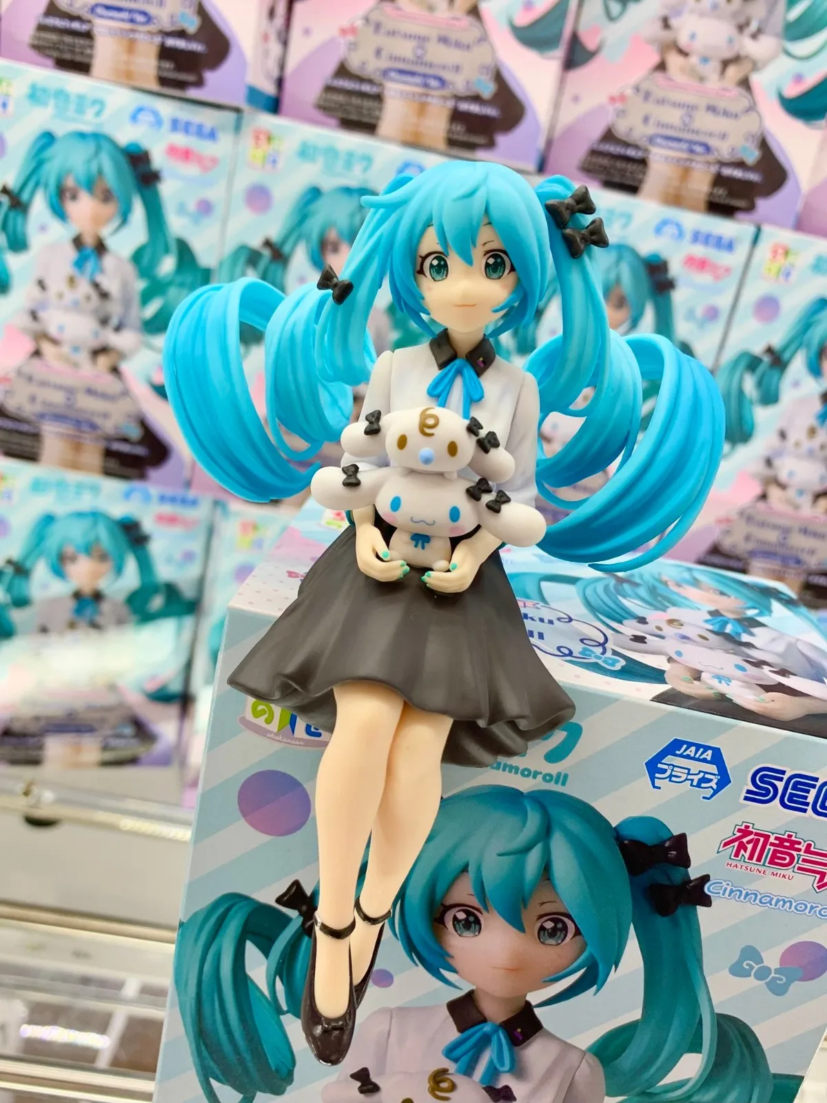 SEGA Hatsune Miku Noodle Stopper Action Figurine Collectible Figure — view 2