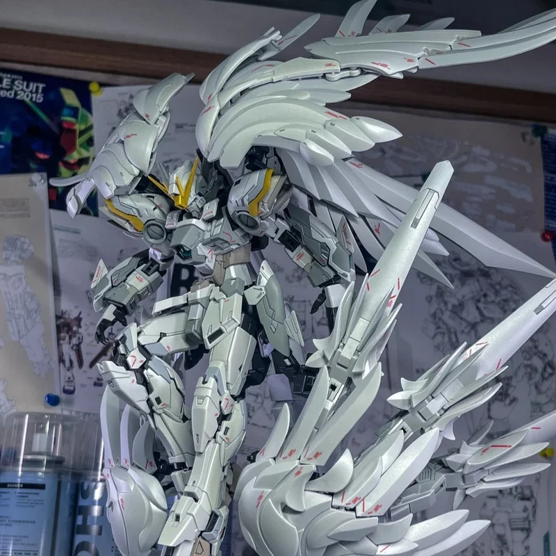 Daban MG 1/100 Snow White Prelude Wing Gundam Model Kit — view 6
