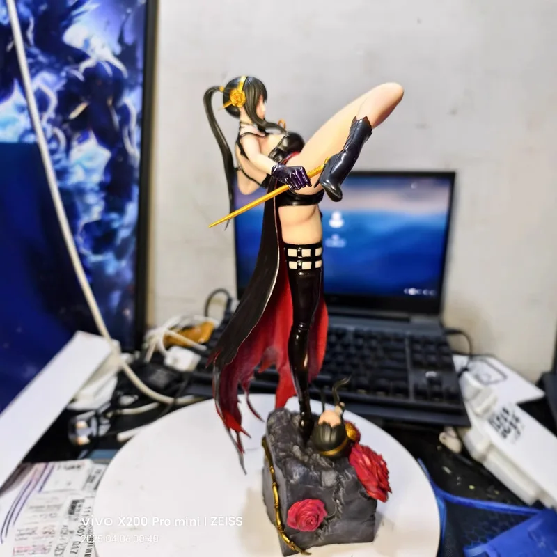 Spy×Family Yor Forger Large 2 Styles Collectible Figure — view 5