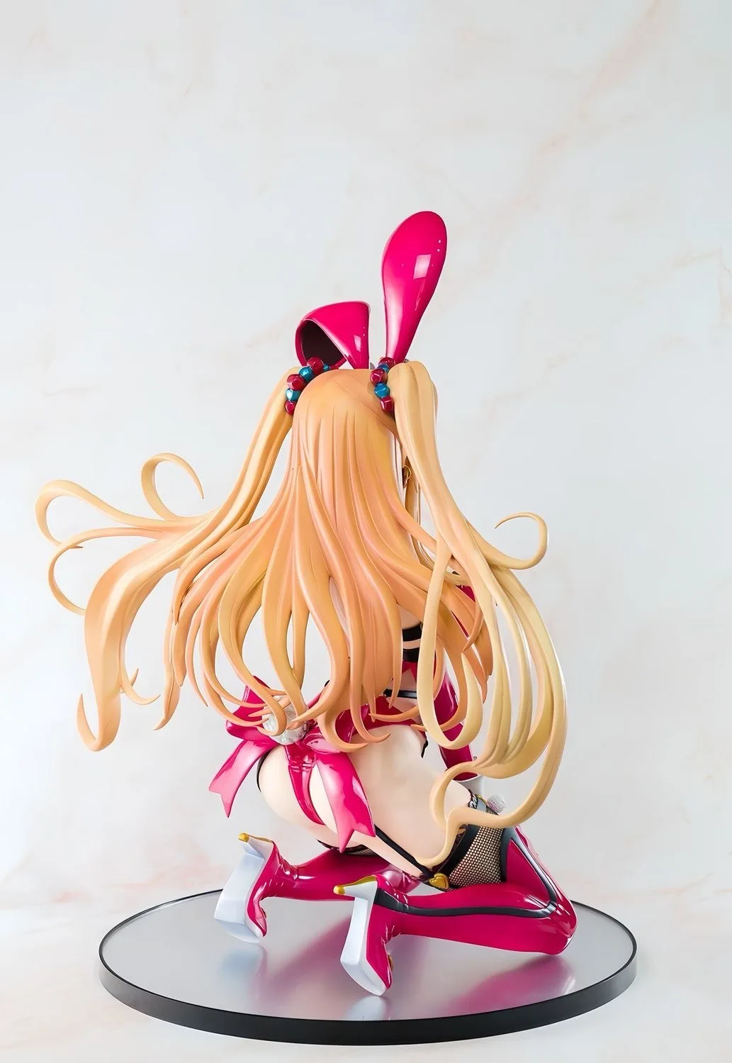 30cm Caroline Yuri Anime Peripherals Bunny Girl Figures Dolls Model Desk Collectible Figure — view 5