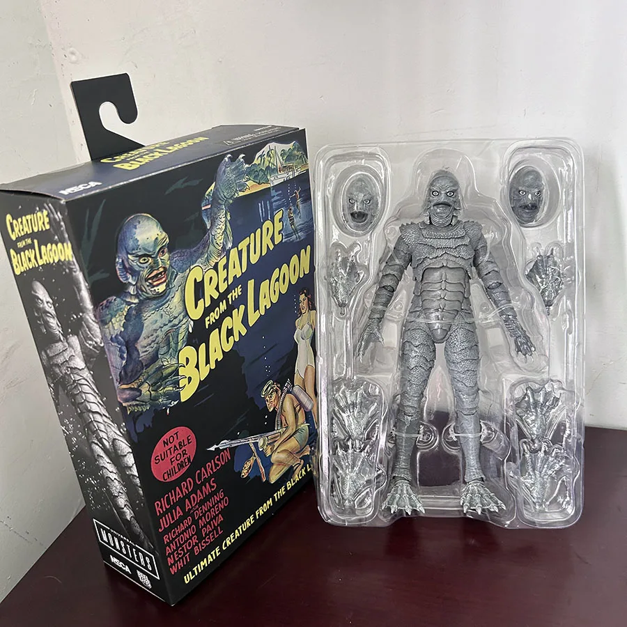 NECA Creature from the Black Lagoon Horror Film Model Movable Room Action Figure — view 5