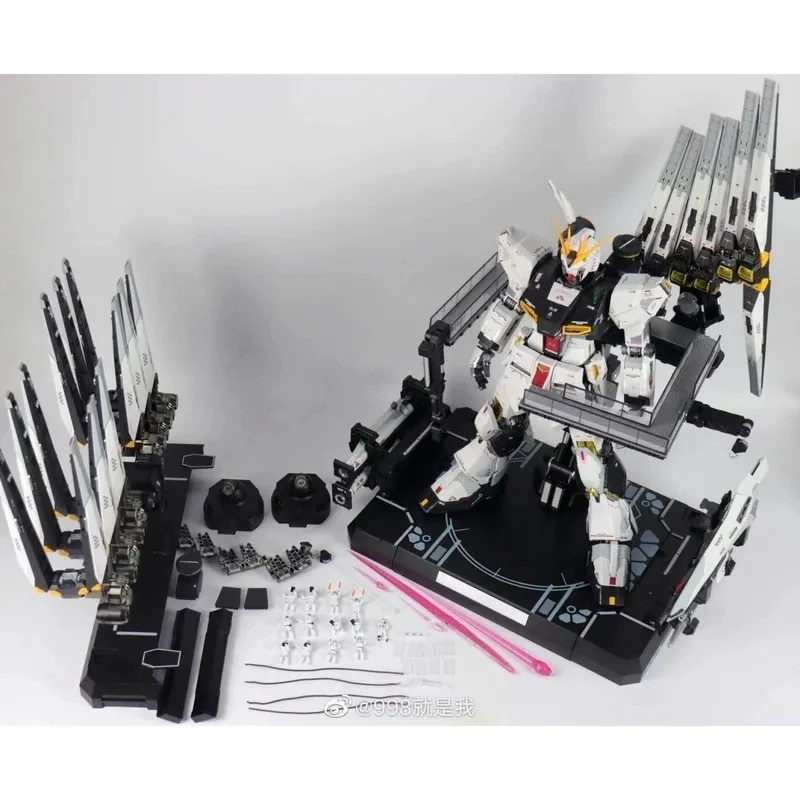 Daban 1/60 PG RX-93 V Metal Structure Equipped with Floating Cannon Assembly Model Kit — view 7