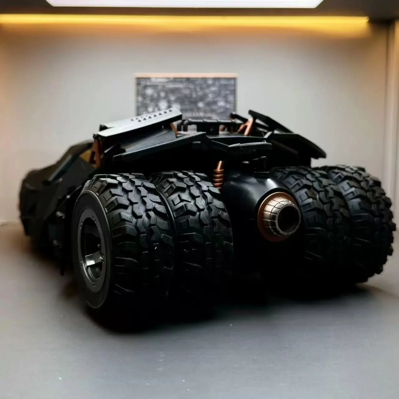 Batman Batmobile 1:18 Dark Knight Armored Car Display Model — view 4