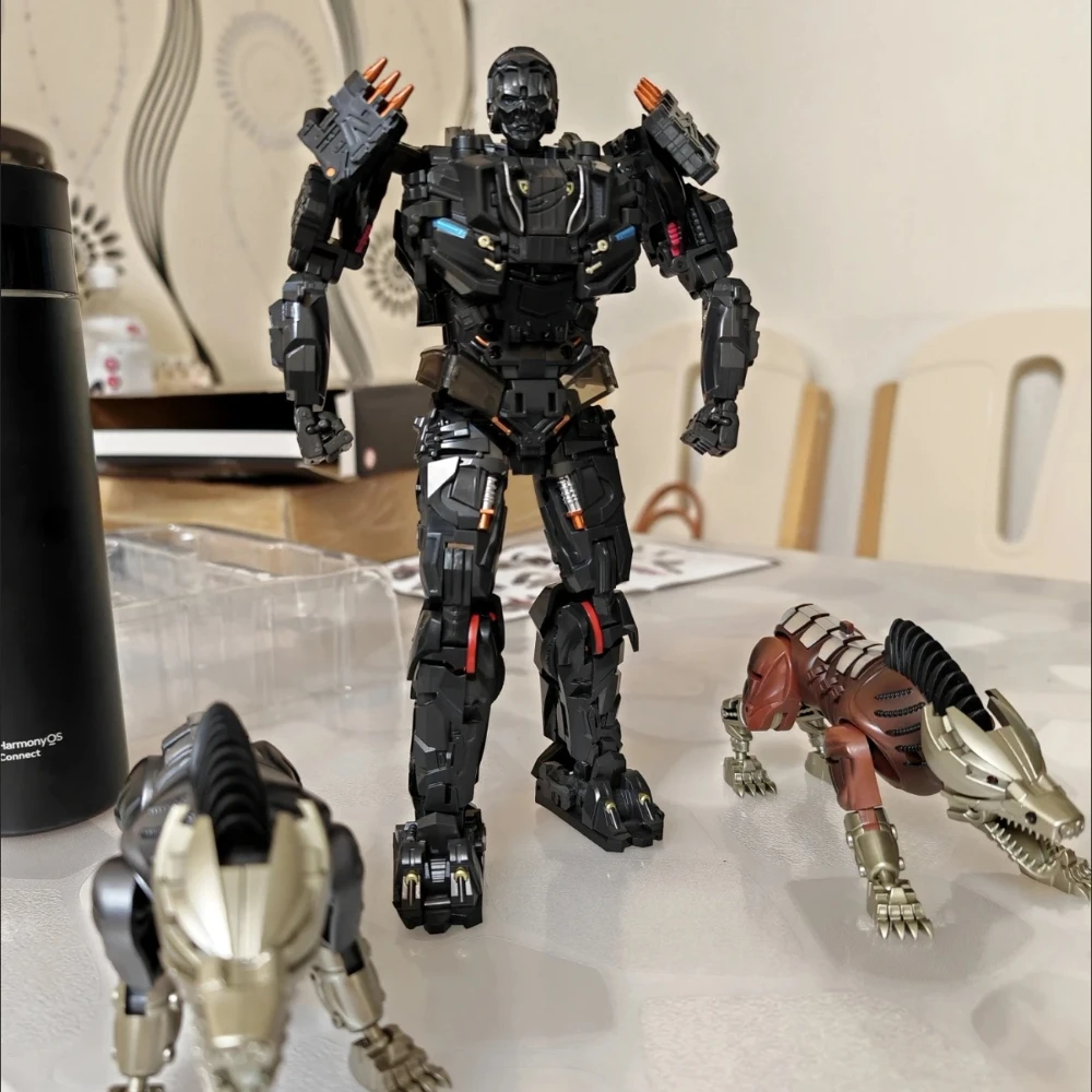 Transformation VT01 Lockdown Black Alloy Version with Double Dogs Movie Action Figure — view 5