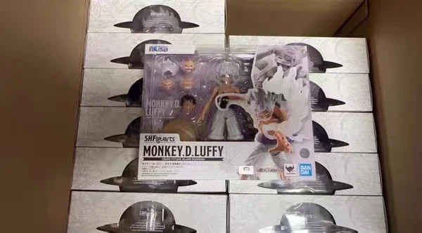 In StockOriginal BANDAI One Piece S.H.Figuarts Monkey D. Luffy Gear 5 Action Figure — view 8